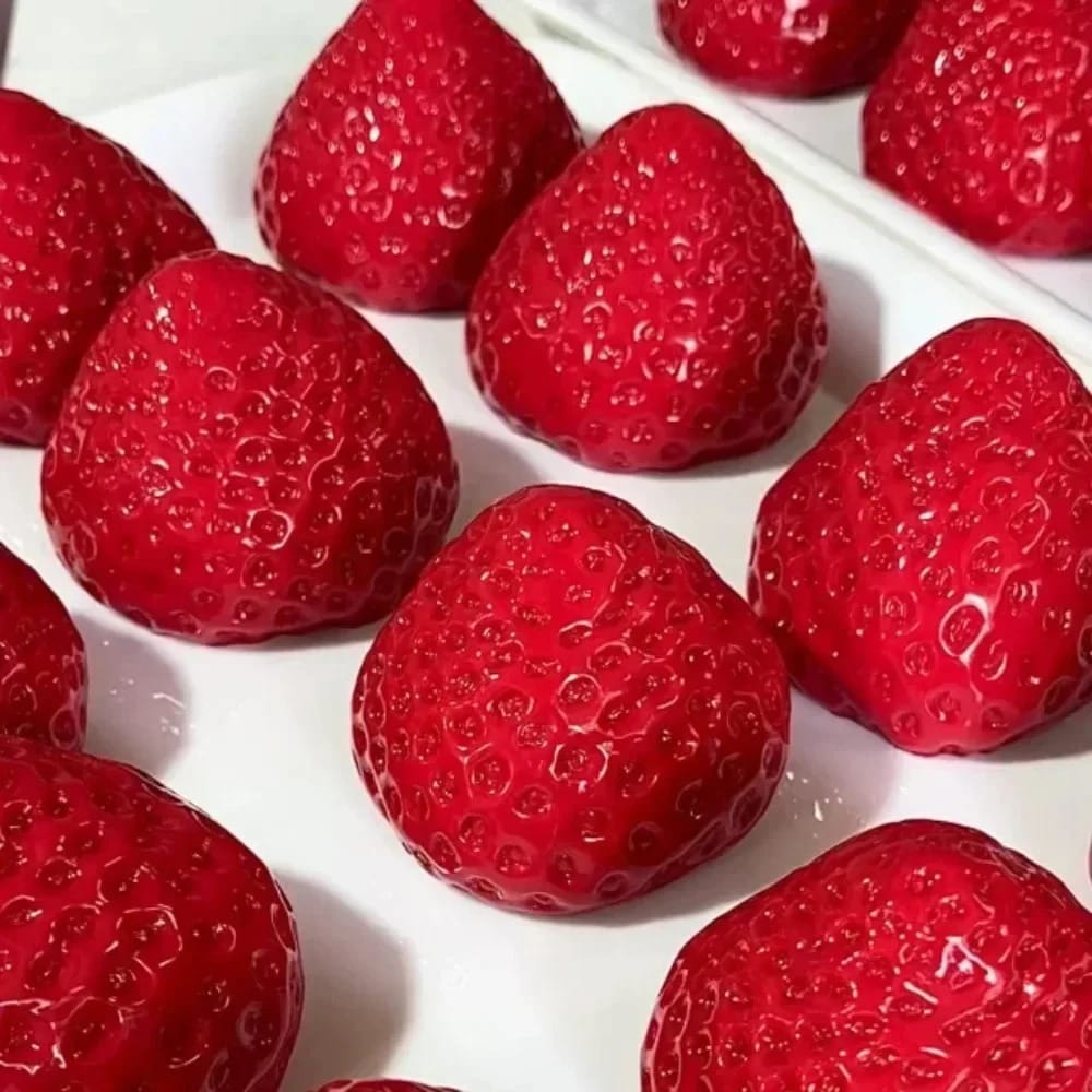 🍓Strawberry Taba Squishy Fidget Toy