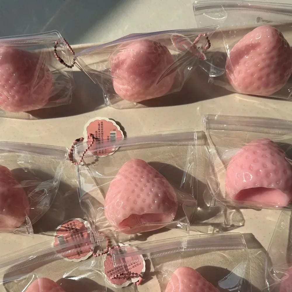 🍓Strawberry Taba Squishy Fidget Toy